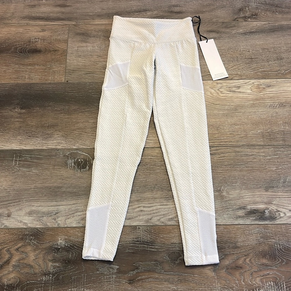 Coco On The Go leggings NWT size XS